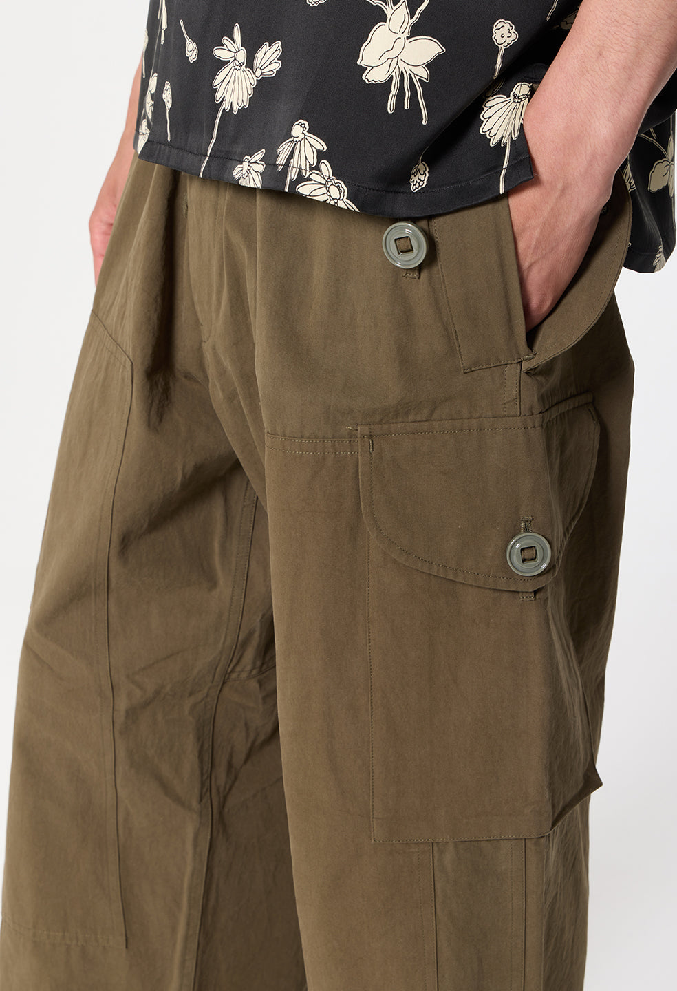 Canopy Cotton Cargo Pants / Olive